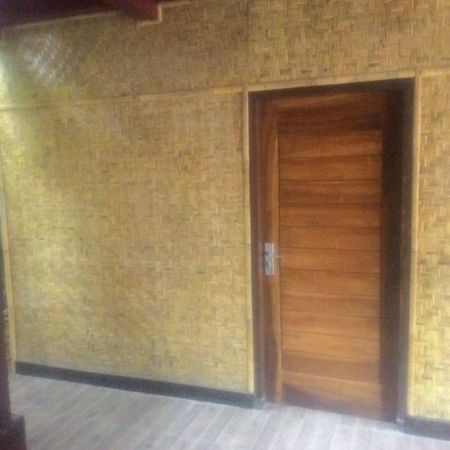 Hotel Lima Bintang Gili Trawangan Zewnętrze zdjęcie