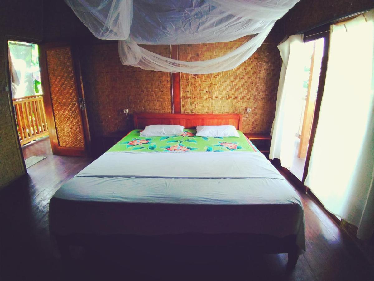 Hotel Lima Bintang Gili Trawangan Zewnętrze zdjęcie